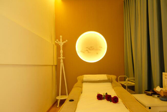 南京栖霞区日式指压的寂静美学：在按压中听见雪落的声音